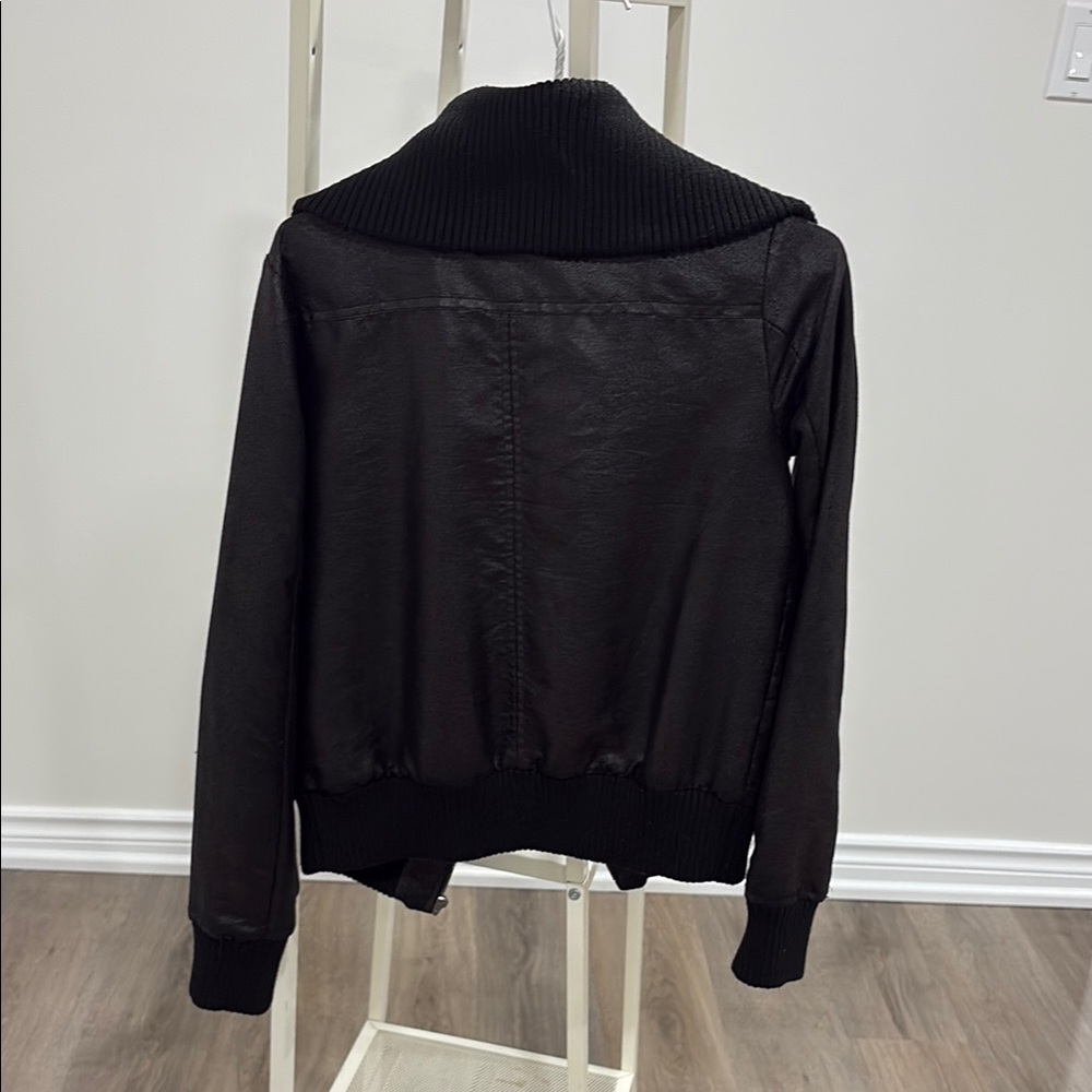 Element women’s soft leather Black Jacket - Picture 3 of 8